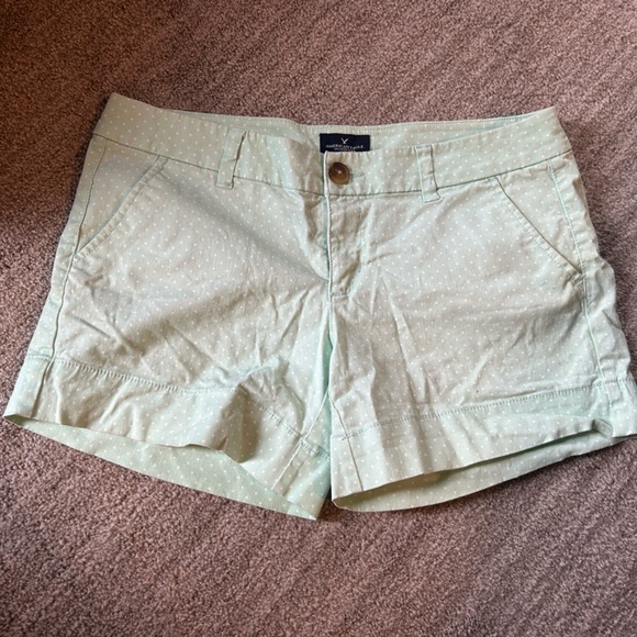 American Eagle Outfitters Pants - Women’s America Eagle size 10 Green polka dot green shorts